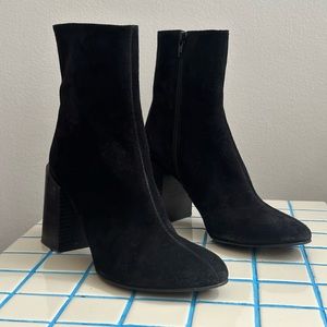 Acne Studios Suede Ankle Boots - size 37 (6.5)